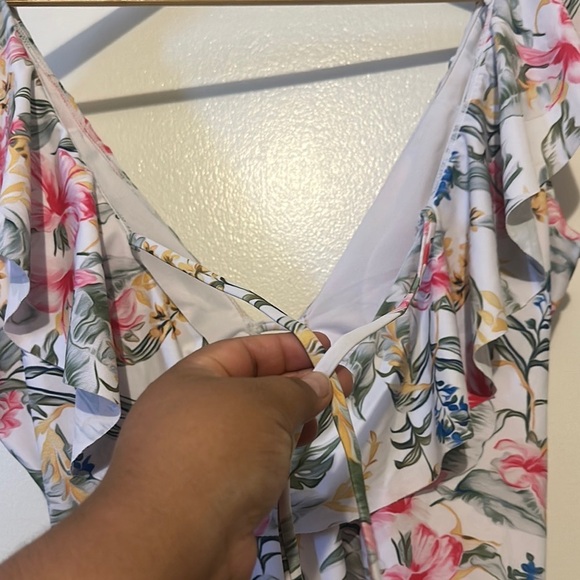 Pink and White Ruffled One Piece Swimsuit - Picture 4 of 5